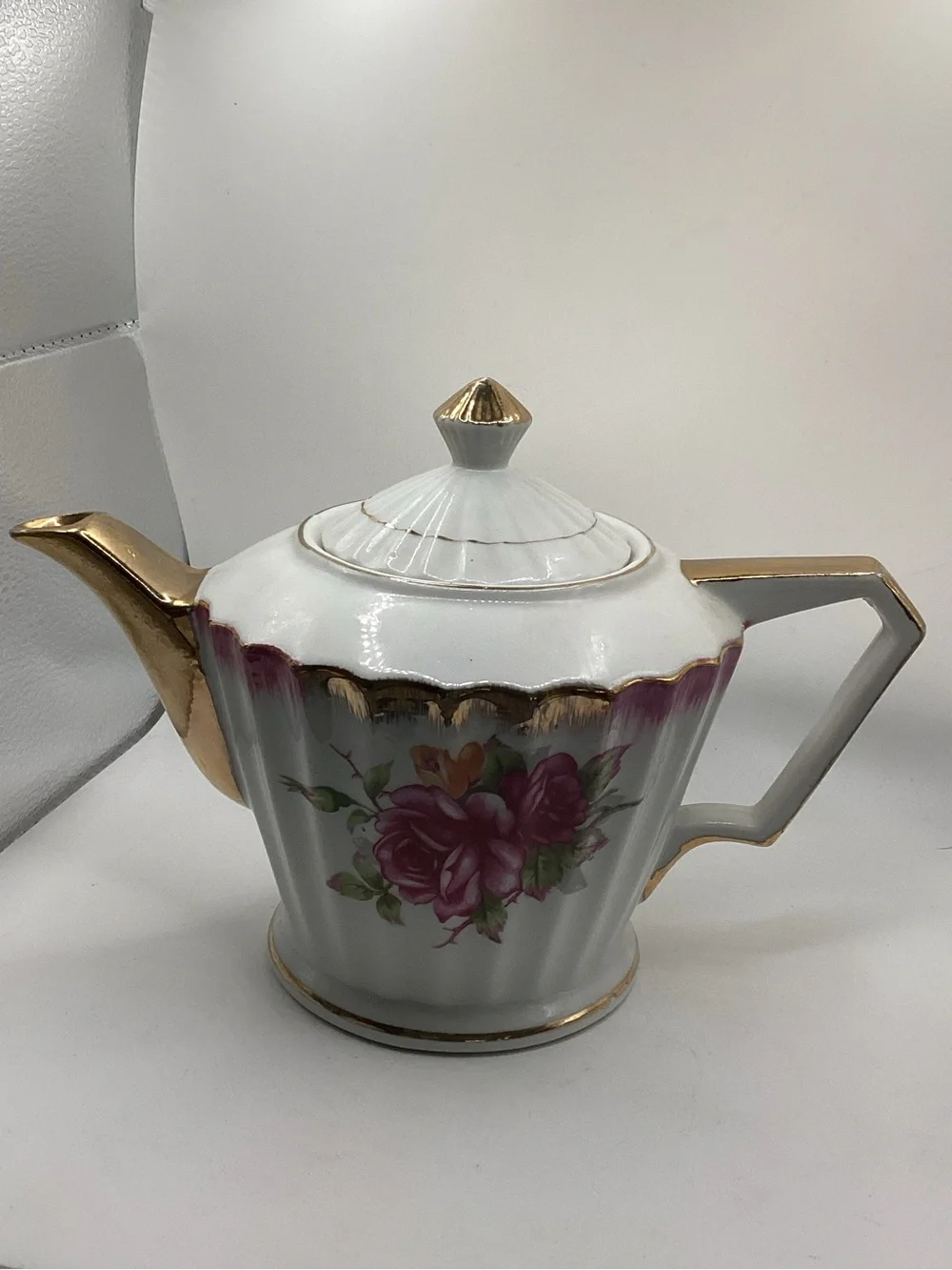 vintage Trimont Ware (Made in Japan) porcelain teapot pink roses gold trim